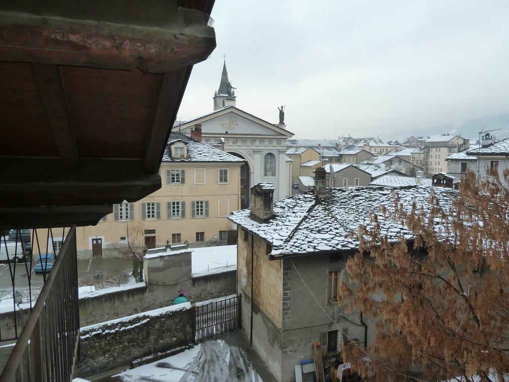 Maison Forum Apartment Aosta Exterior photo