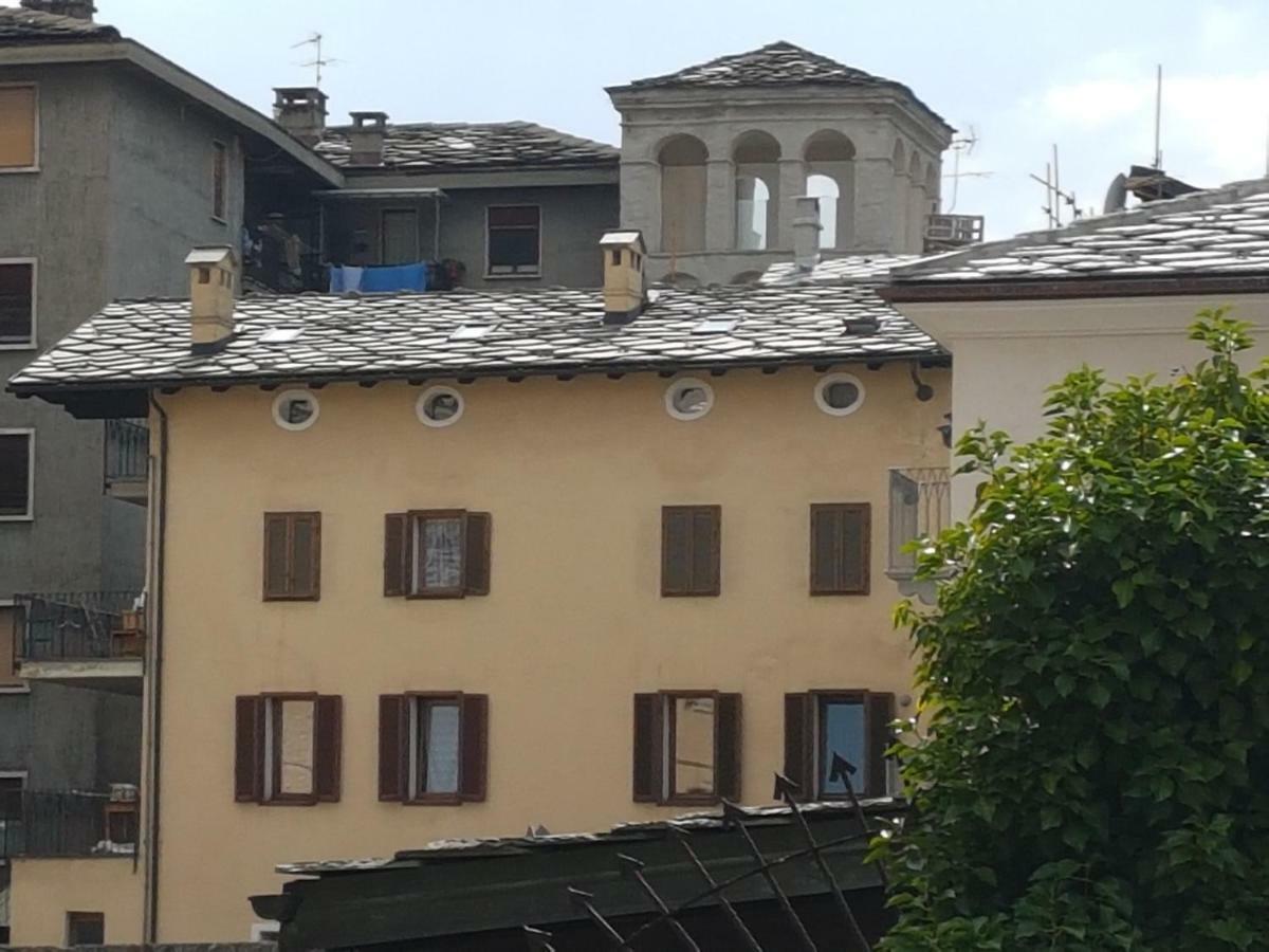 Maison Forum Apartment Aosta Exterior photo